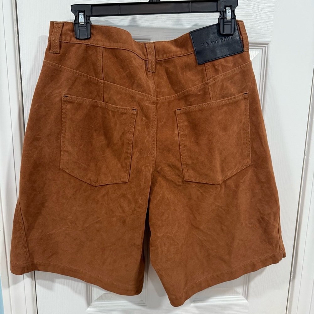 Free People We the Free Dylan Vegan Suede Tan Long Shorts Bermudas Size 29 - Picture 10 of 13